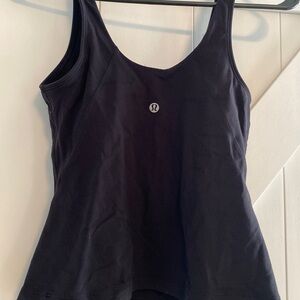 Lululemon black tank size 4